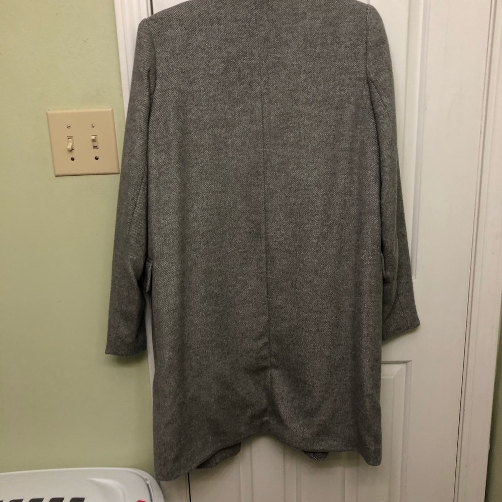 H&M Coat - Picture 2 of 4